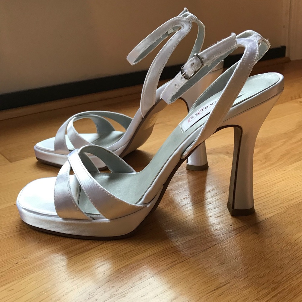 Paradise Dyeable Sandals